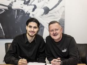 官方：印尼归化国脚凯文-迪克斯下赛季加盟门兴，签约5年