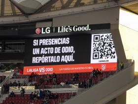 西甲组织消除球场仇视行为活动，并加强对球场暴力的打击力度